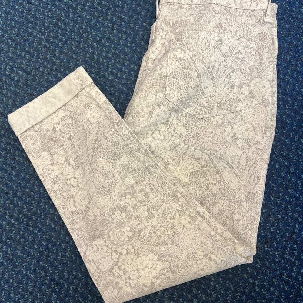 NYDJ White and Gray Alex Convertible Ankle Pants
